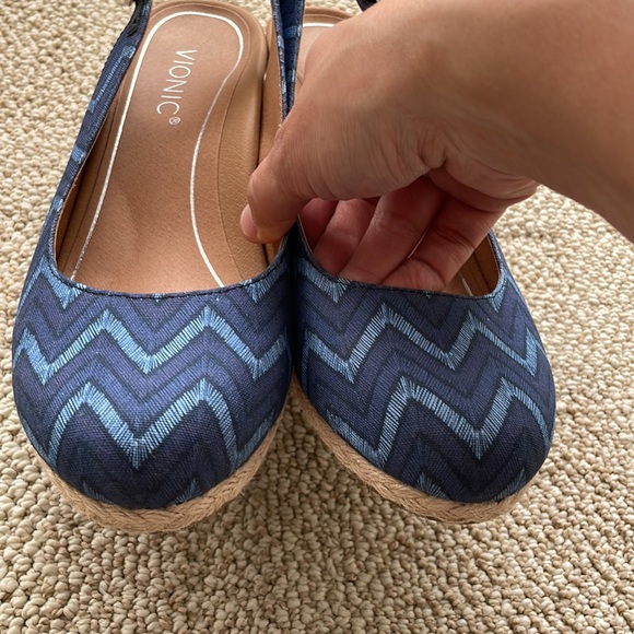 Vionic Espadrilles Shoes Coralina Slingback Closed Toe Wedges Chevron Women’s 9 - Picture 4 of 16
